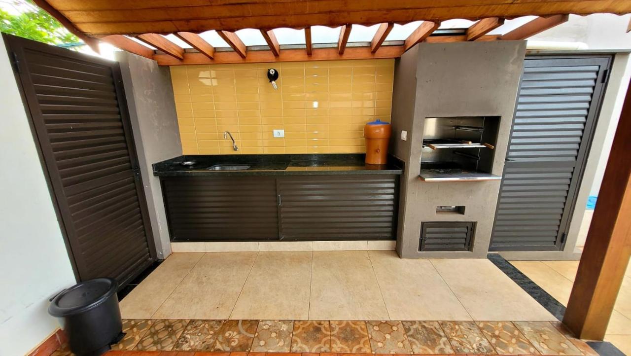 Casa Em Brotas Com Piscina E Churrasqueira エクステリア 写真
